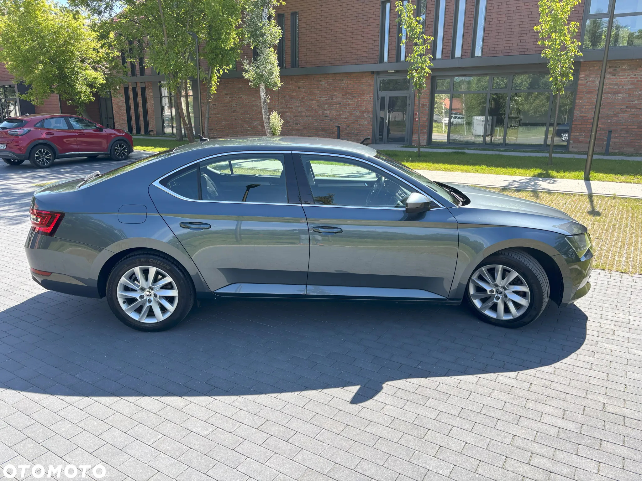 Skoda Superb 2.0 TDI 4x4 Style DSG - 9