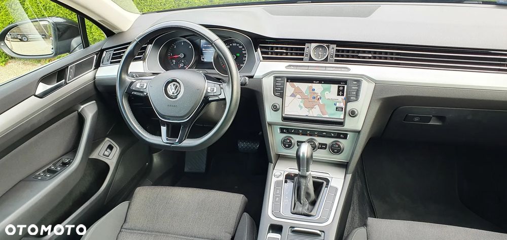Volkswagen Passat 2.0 TDI SCR (BlueMotion Technology) DSG Highline - 24