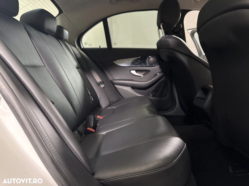 Mercedes-Benz C 220 d 9G-TRONIC - 13