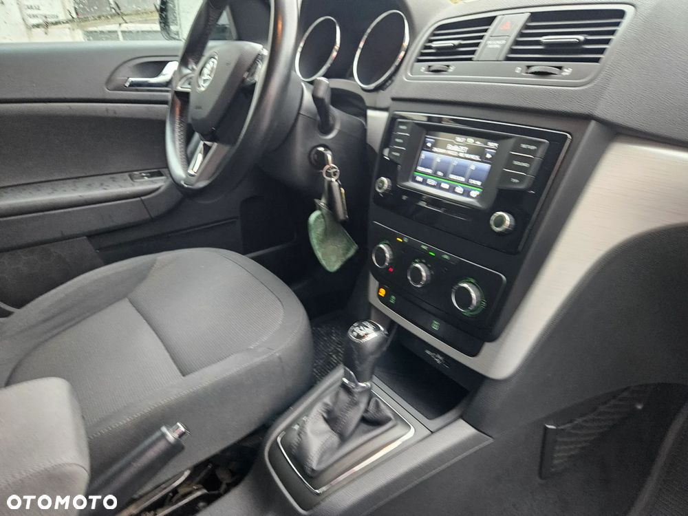 Skoda Yeti 2.0 TDI SCR 4x4 Ambition DSG - 14