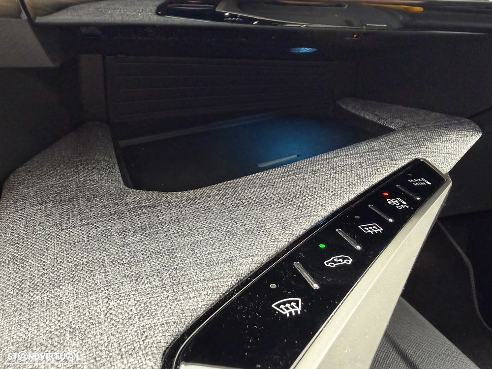 Peugeot 5008 1.2 Hybrid GT e-DCS6 - 23