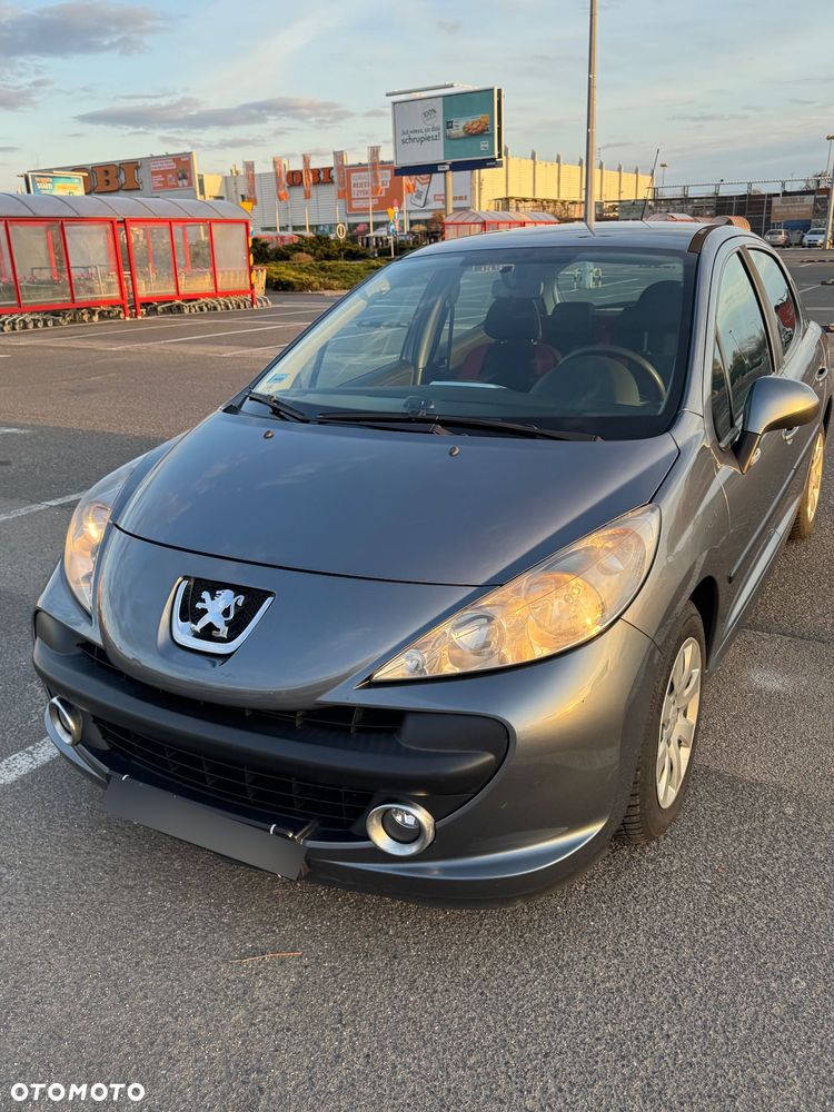 Peugeot 207 1.4 nICE - 14