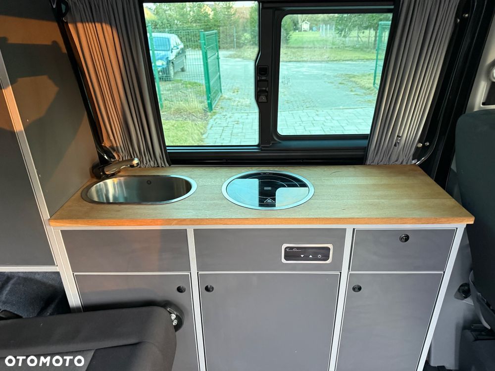 Volkswagen T6.1 BULLI - 26