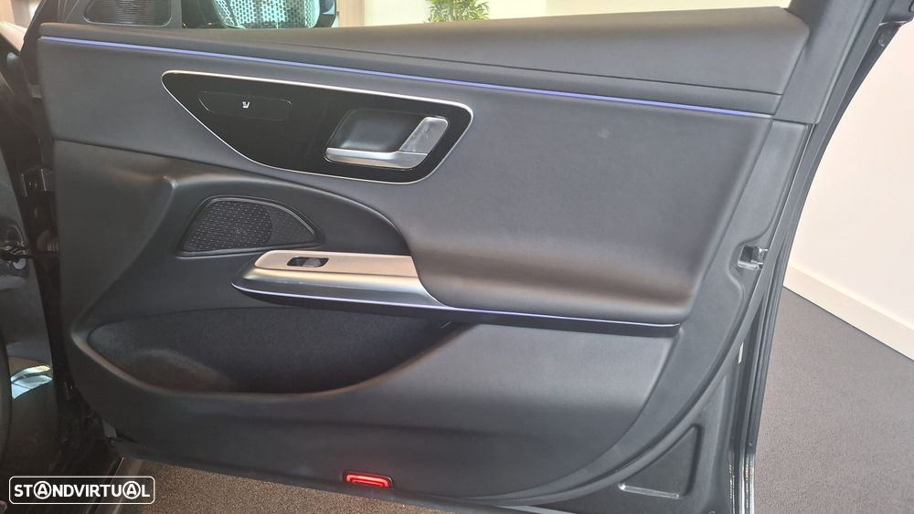 Mercedes-Benz E 220 - 14