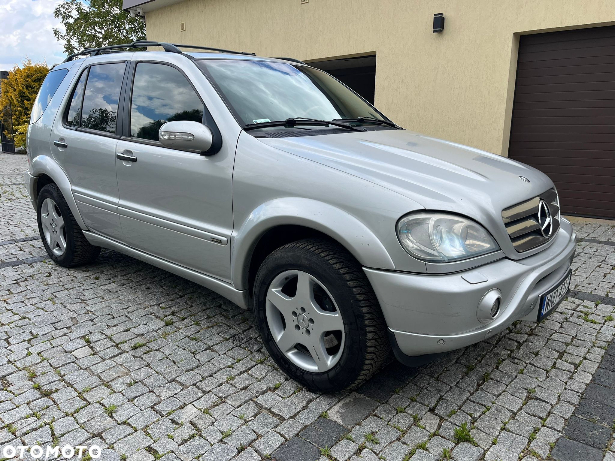 Mercedes-Benz ML 500 - 1