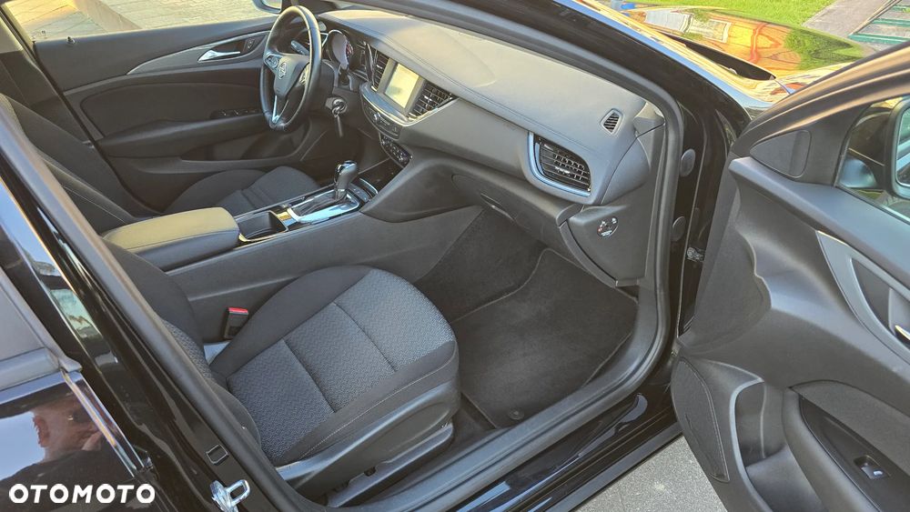 Opel Insignia - 29