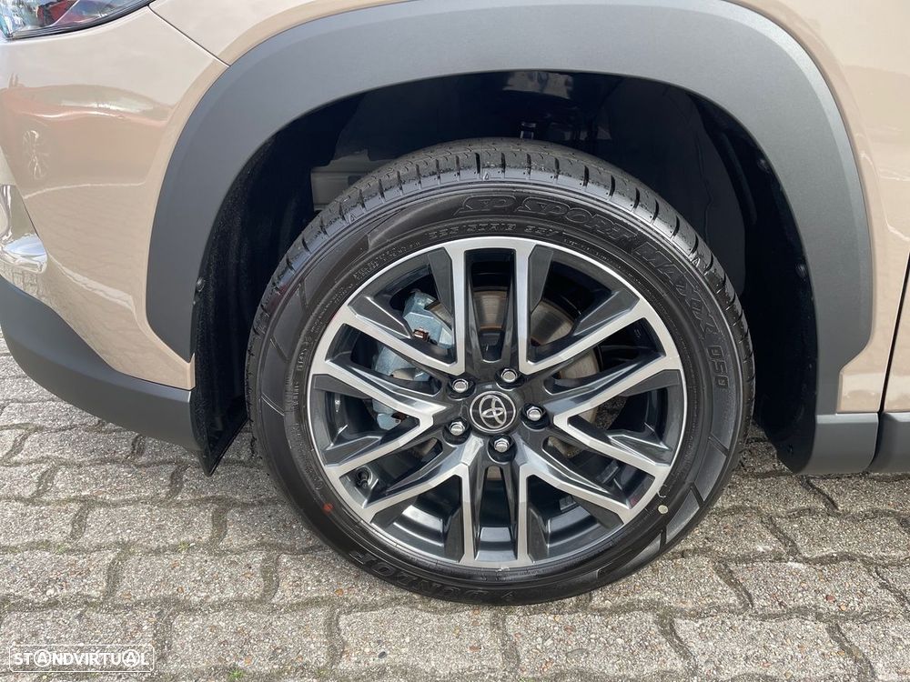 Toyota Corolla Cross 1.8 Hybrid Luxury - 16