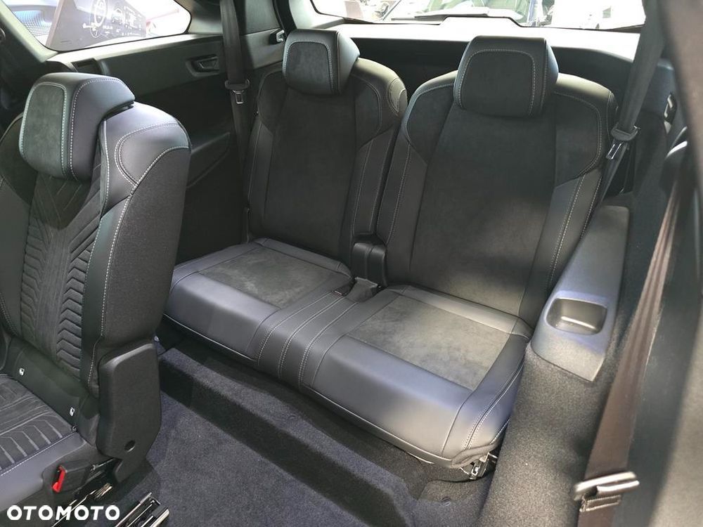 Peugeot 5008 1.2 PureTech mHEV GT Exclusive S&S e-DCS6 - 12