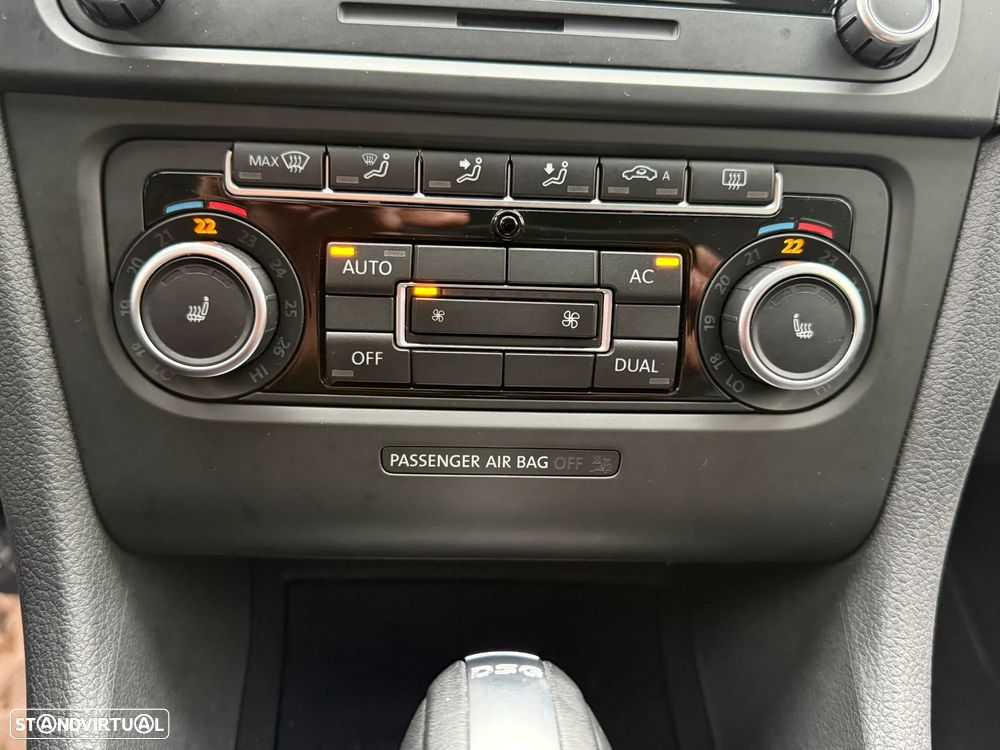 VW Golf 2.0 TDI Highline DSG - 34