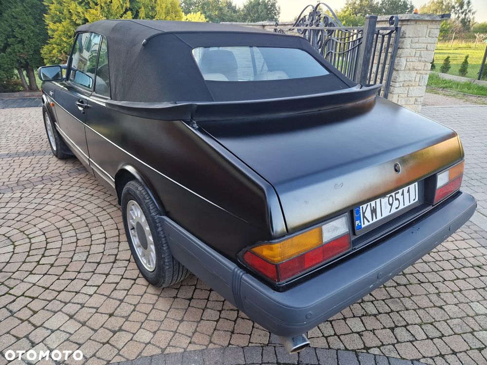 Saab 900 - 4