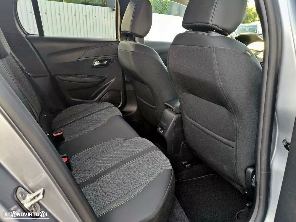 Peugeot 208 1.2 PureTech Allure - 13