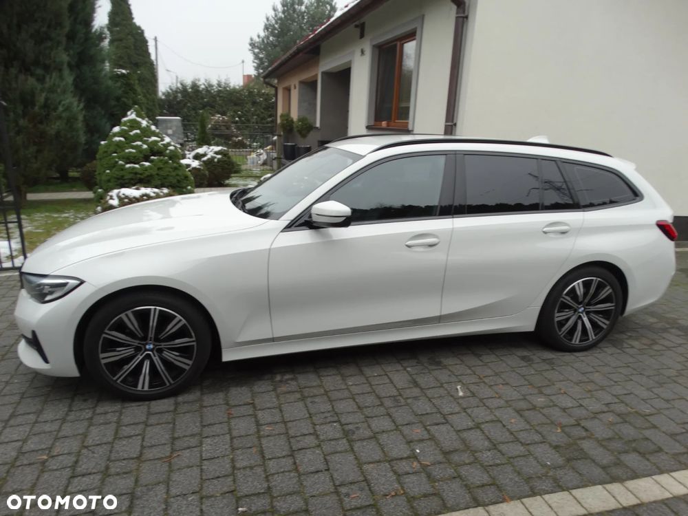 BMW Seria 3 318d Advantage - 11