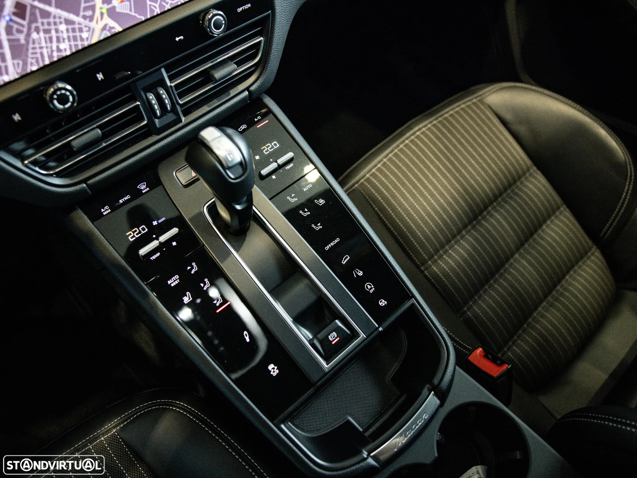 Porsche Macan T PDK - 27