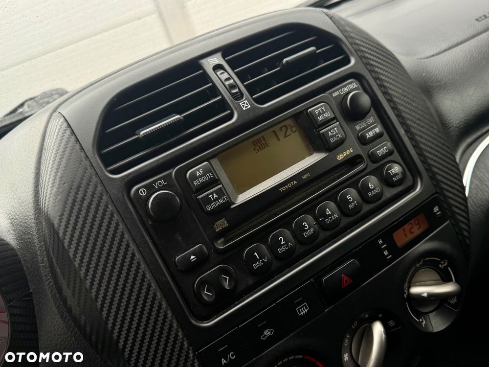 Toyota RAV4 D-4D 4x4 Edition - 13