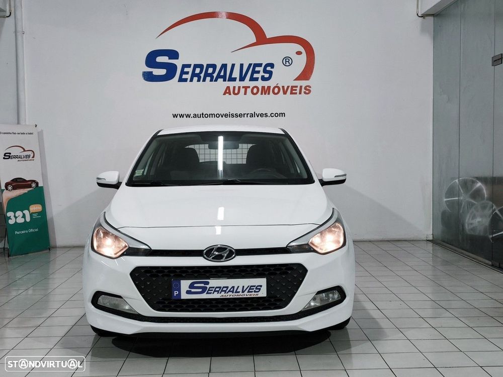 Hyundai i20 1.1 CRDi Blue Access+Bluetooth+Comandos no Volante - 2