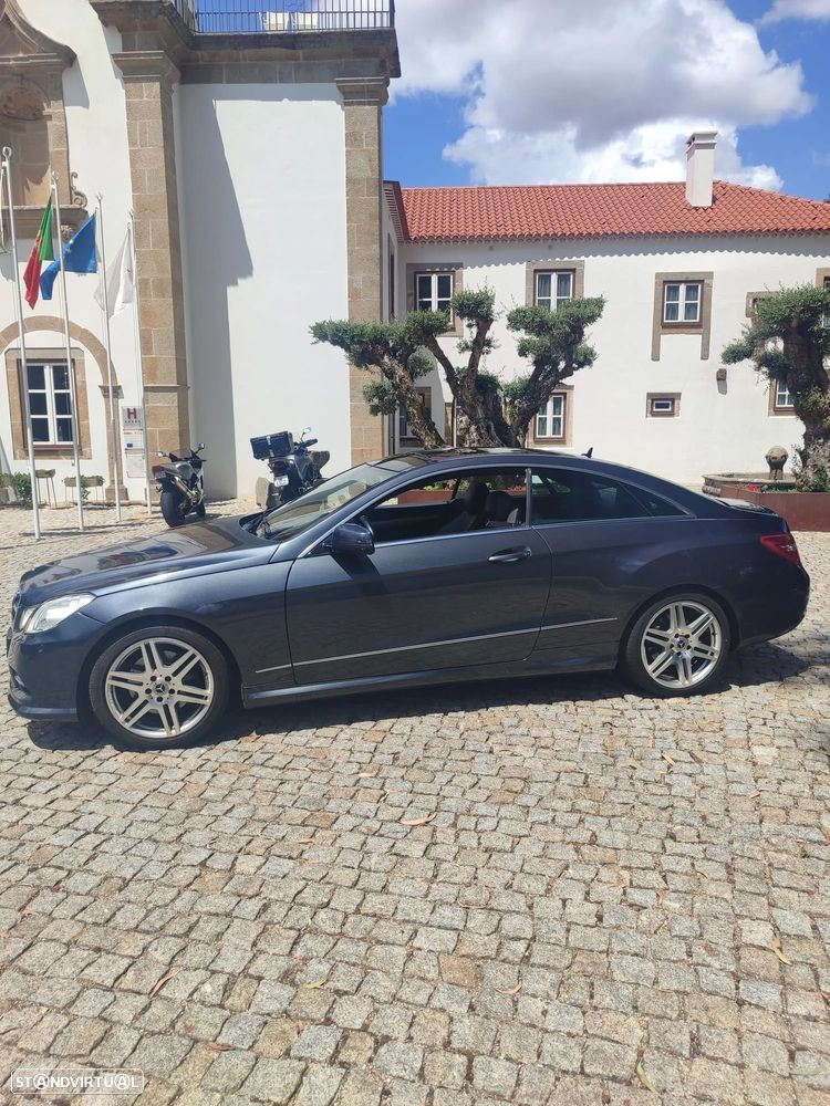 Mercedes-Benz E 220 - 1