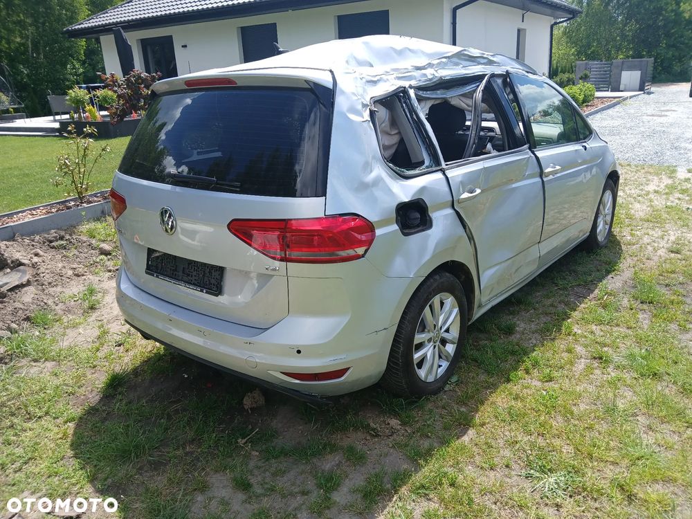 Volkswagen Touran 1.2 TSI (BlueMotion Technology) Comfortline - 3