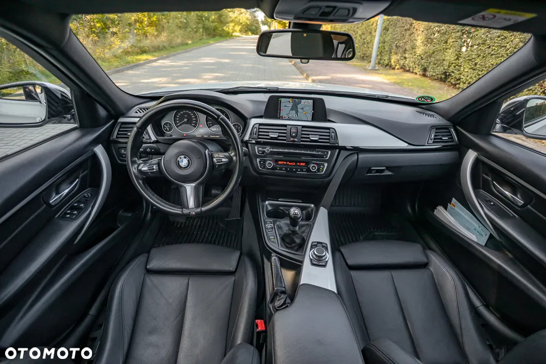 BMW Seria 3 320d xDrive M Sport - 37
