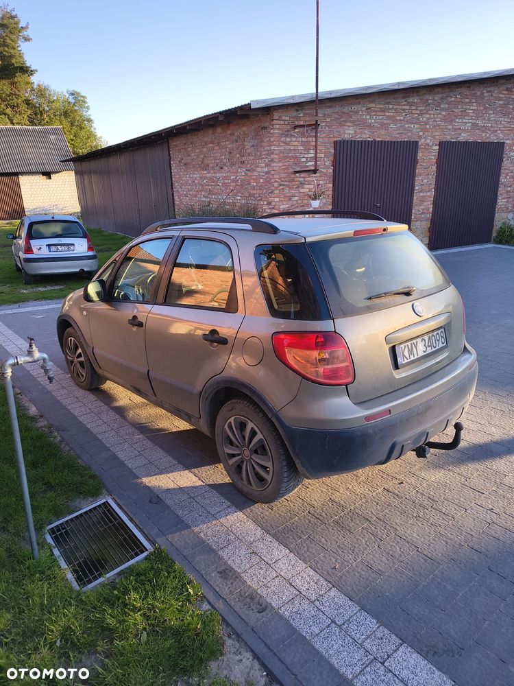 Fiat Sedici 1.9 Multijet 4x4 Dynamic - 3