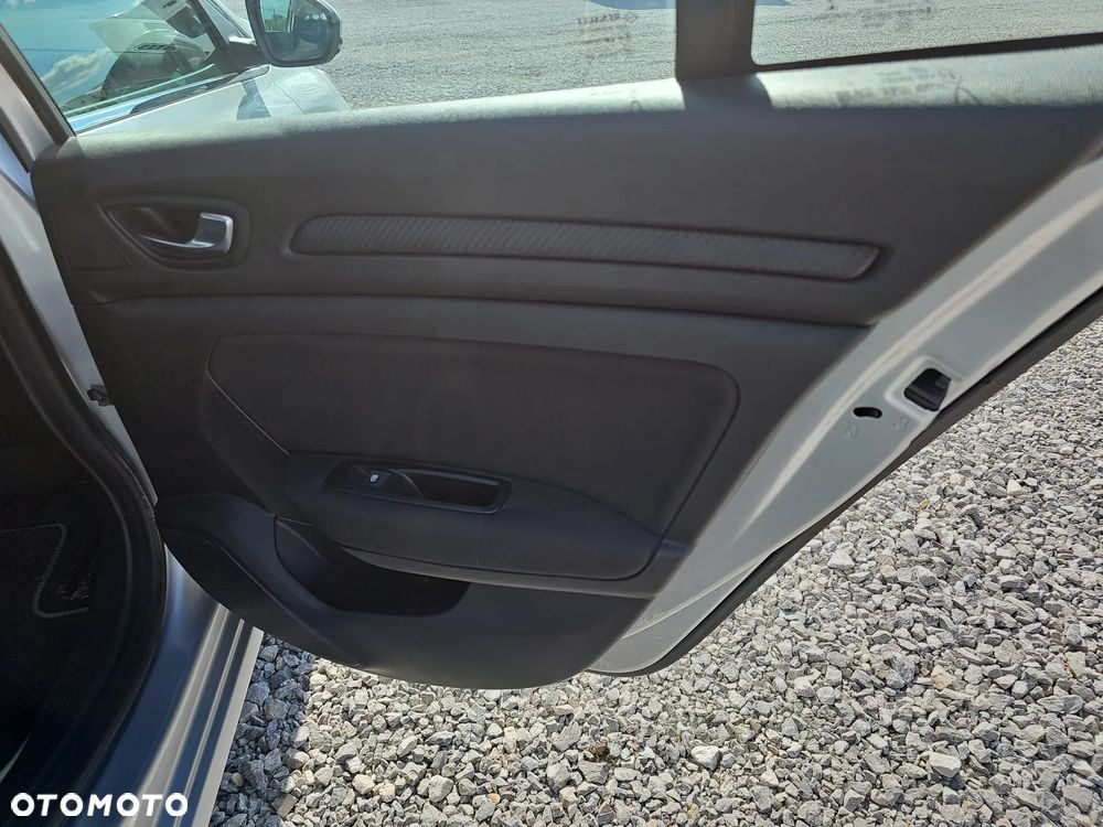 Renault Megane 1.5 Blue dCi Business - 23