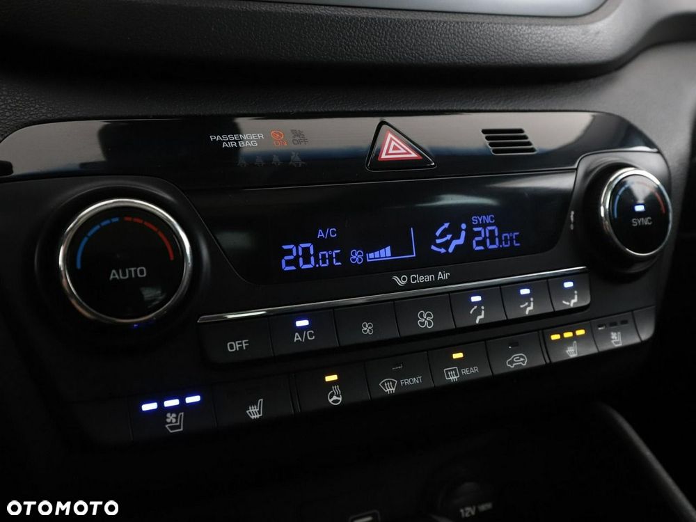 Hyundai Tucson 2.0 CRDI Premium 4WD - 27
