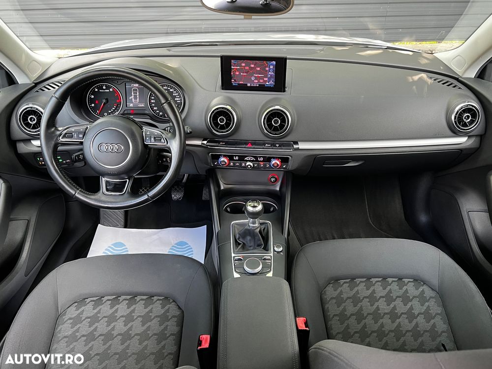 Audi A3 Sportback 1.4 TFSI Attraction - 11