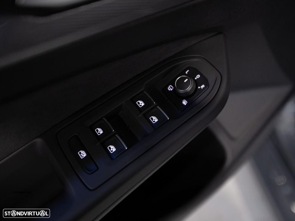 VW Golf Variant 1.5 eTSI Life DSG - 15