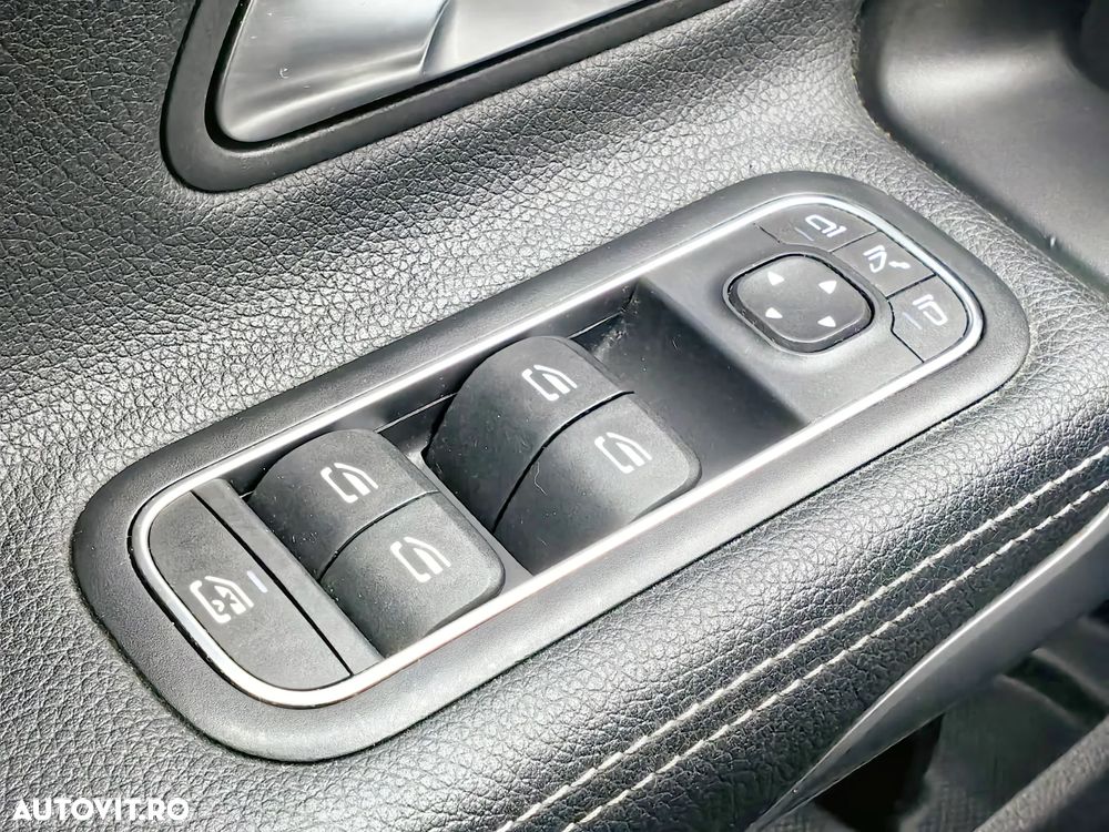 Mercedes-Benz A 180 7G-DCT Style - 27