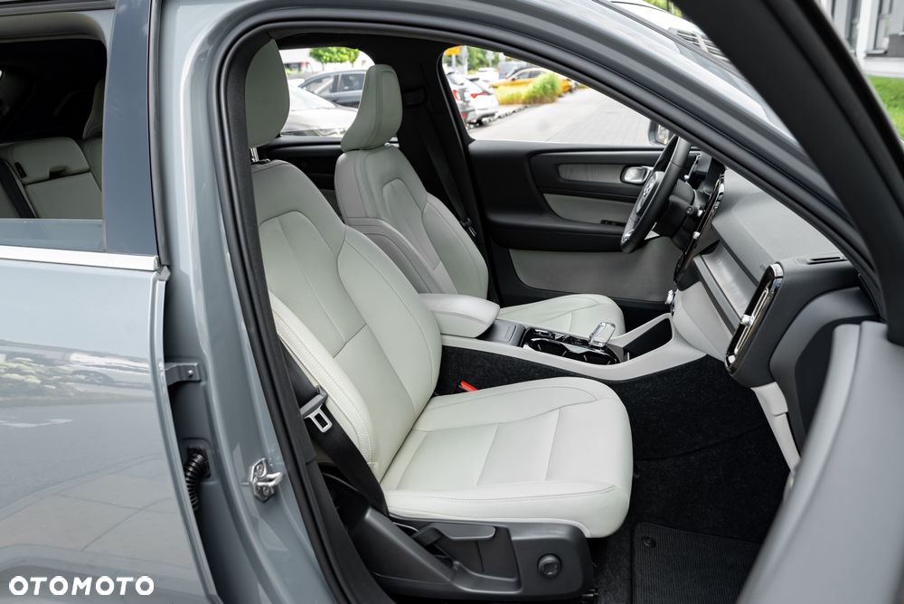 Volvo XC 40 D3 - 27
