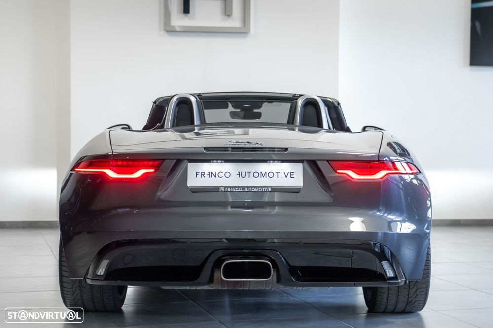 Jaguar F-Type 2024 photo 5