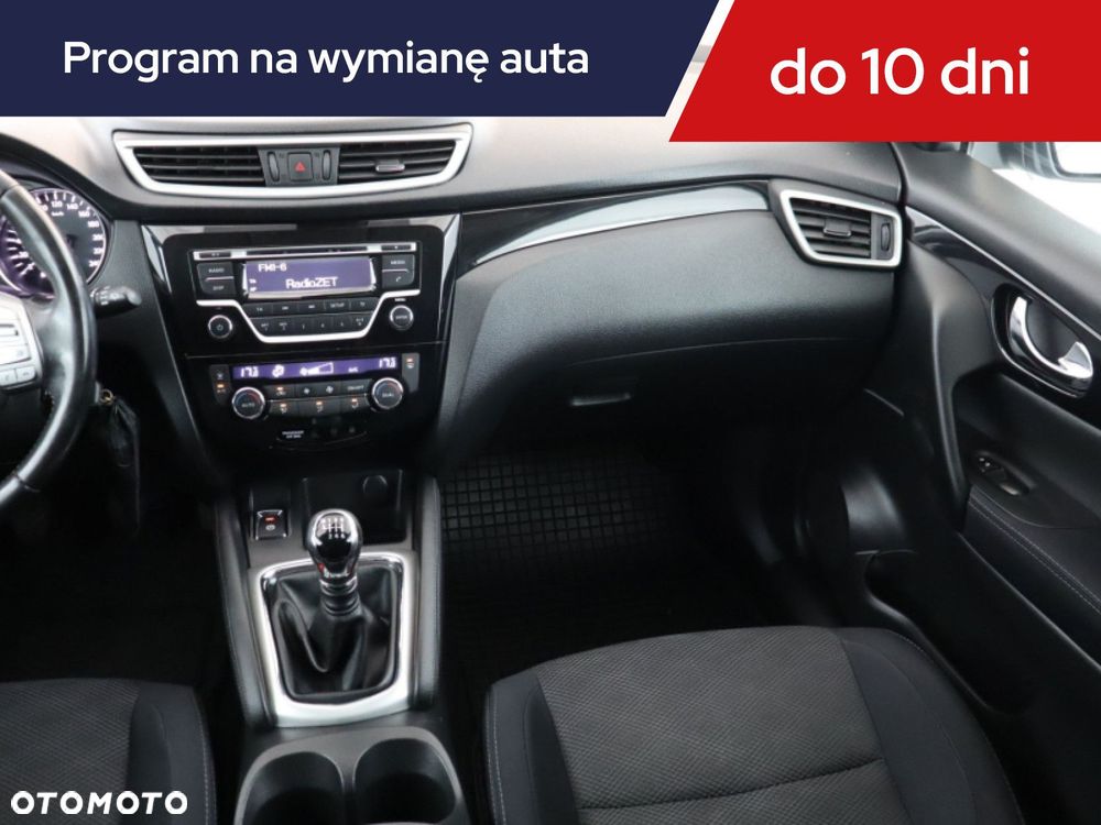 Nissan Qashqai - 10