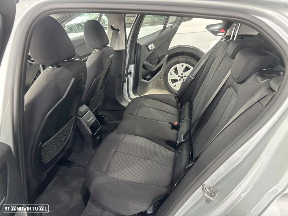 BMW 116 d Corporate Edition - 13