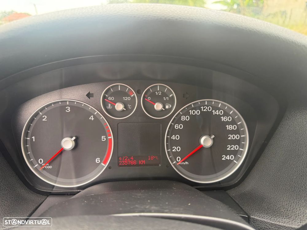 Ford Focus SW 1.6 TDCi Trend - 20