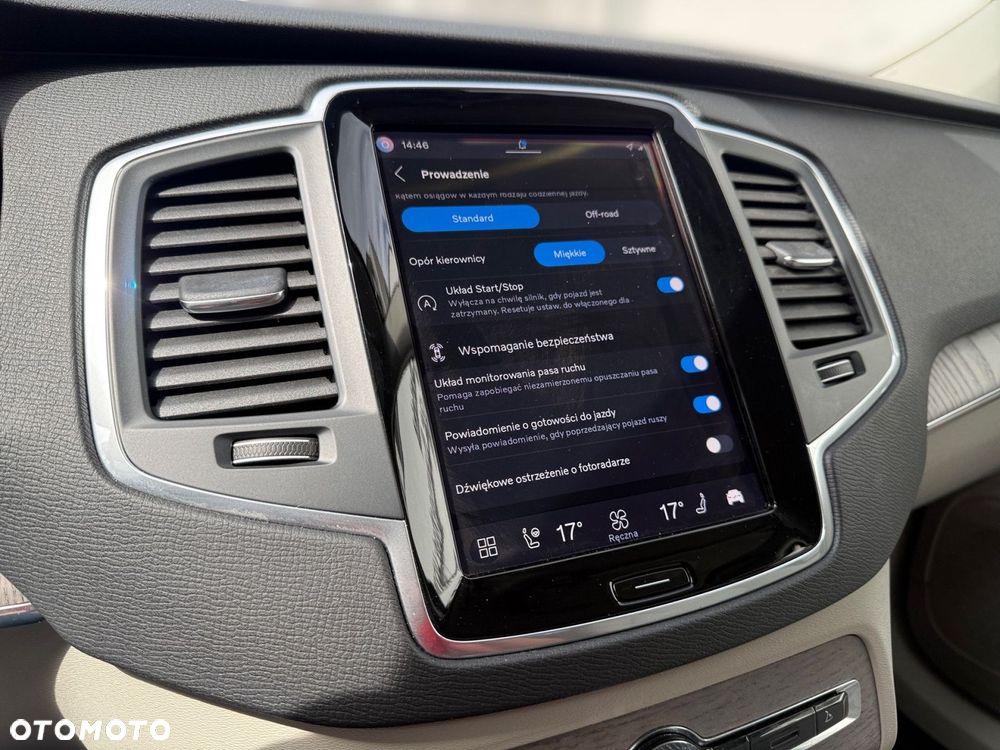 Volvo XC 90 - 24
