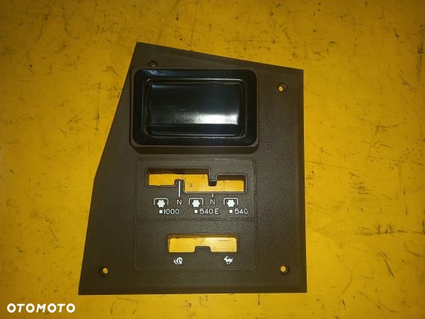 Panel kabiny WOM popielniczka John Deere 6910 - 1