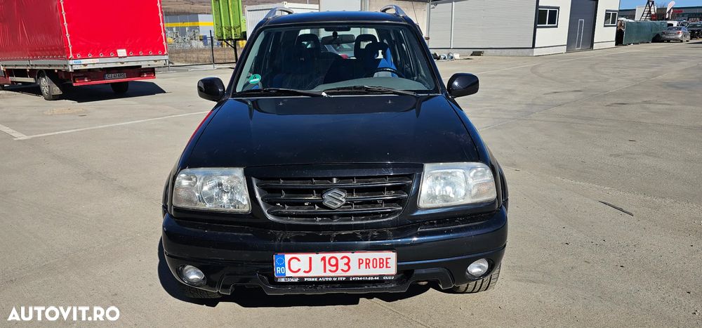 Suzuki Grand Vitara 2.0 Comfort Style - 11