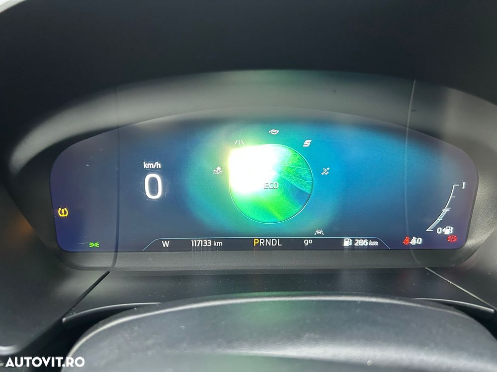 Ford Kuga 2.0 EcoBlue A8 AWD Titanium - 25