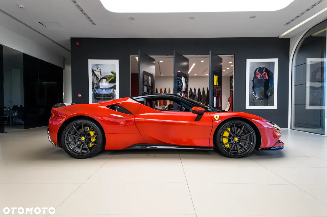 Ferrari SF90 Stradale - 32