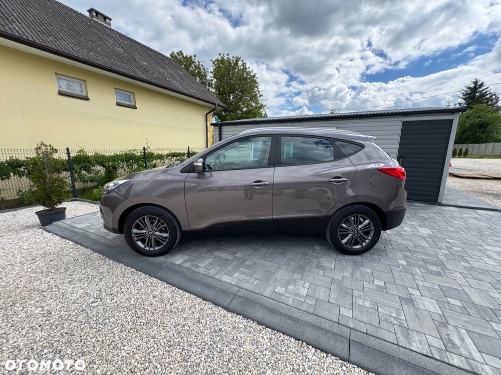 Hyundai ix35 1.6 2WD Fifa World Cup Edition - 11