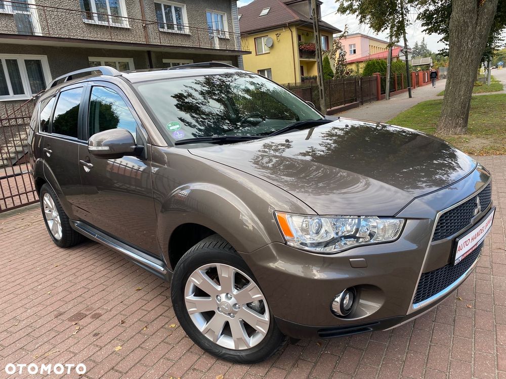 Mitsubishi Outlander 2.0 Intense + 2WD EU5 CVT - 26