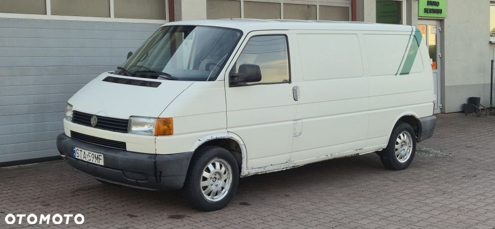 Volkswagen Transporter - 1
