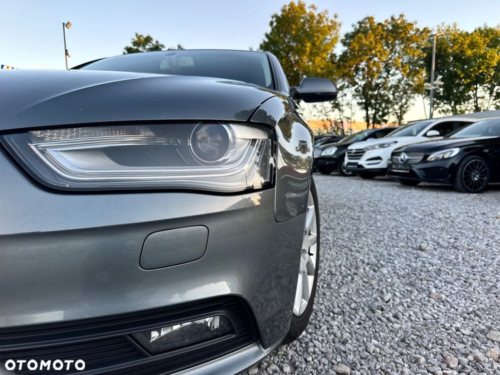 Audi A4 Avant - 11