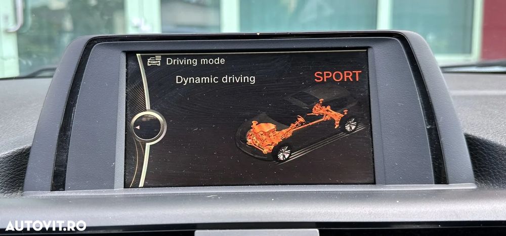 BMW Seria 1 116d EfficientDynamics Edition Sport Line - 30