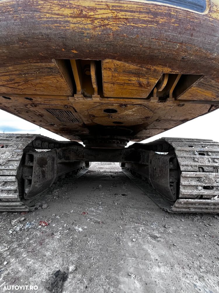 Caterpillar 323 D SA - 11