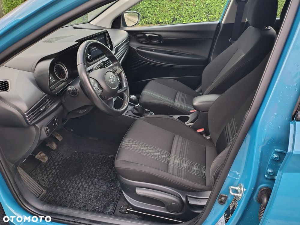 Hyundai i20 - 17
