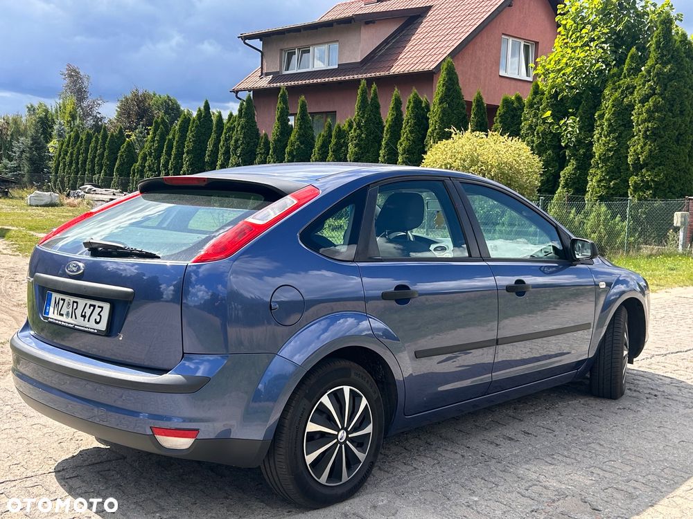 Ford Focus 1.6 16V Style - 5