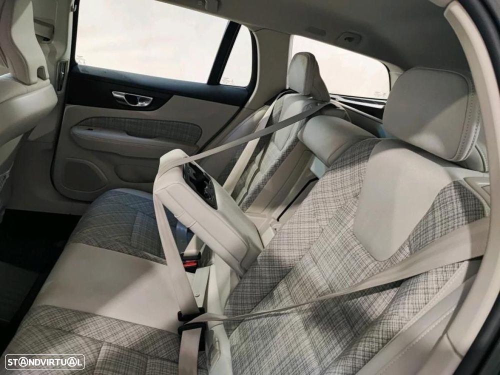 Volvo V60 2.0 T6 AWD TE Core - 5