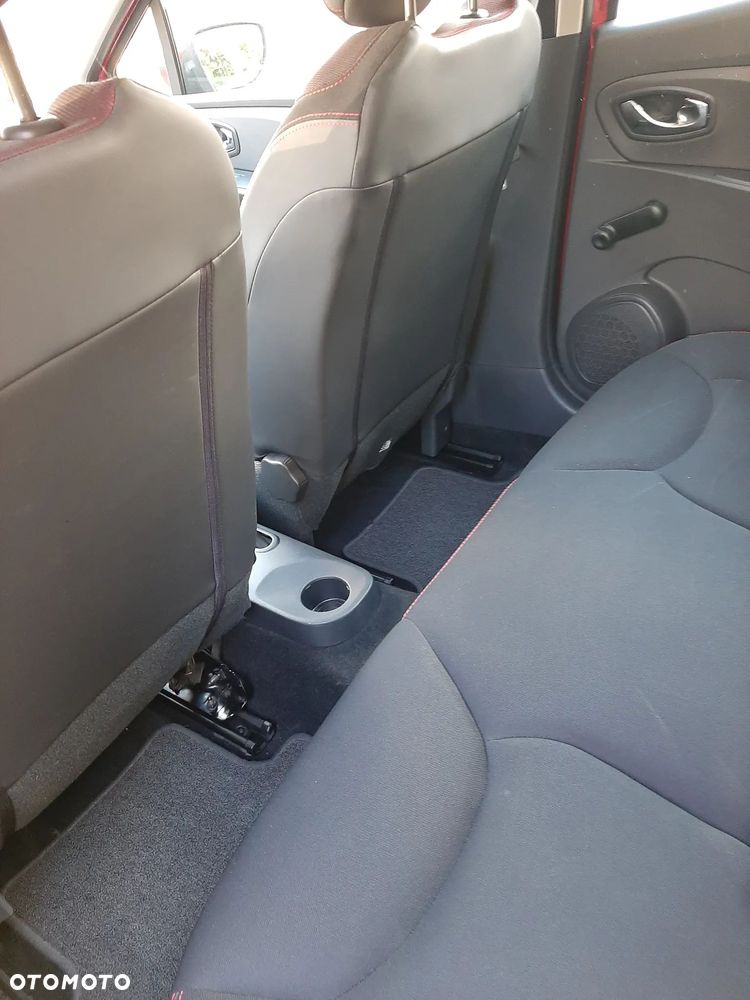 Renault Clio - 2