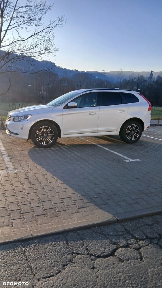 Volvo XC 60 D3 Drive-E Kinetic - 1