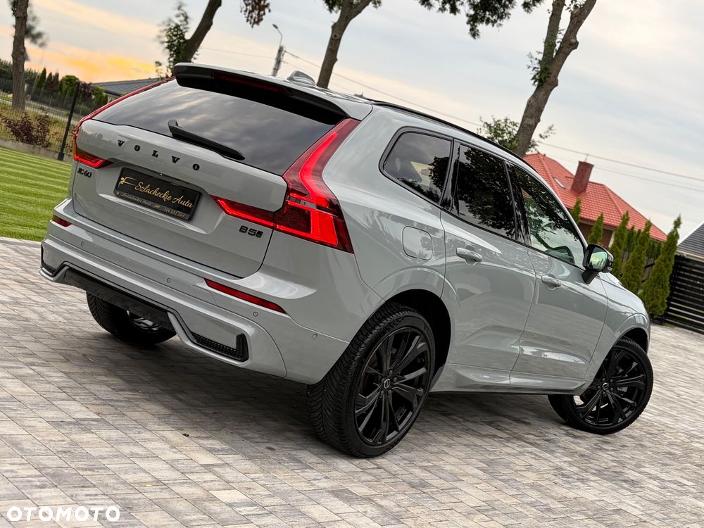 Volvo XC 60 B5 B AWD Ultra Black Edition - 6